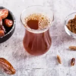La cannelle dans votre café ? Découvrez pourquoi cette astuce ancestrale est un trésor santé ! ☕🌿