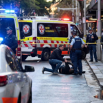 Voici à quelle fréquence prendre une douche après 65 ans (et pourquoi en faire trop peut être risqué)