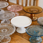 Pourquoi faut-il verser du sel dans l’évier le soir ? Astuce simple pour un évier propre et sans odeurs